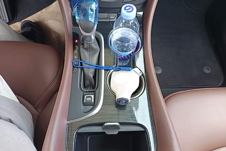 Used Buick Envision 2018 28T Four-Wheel Drive Elite Version Gear Lever