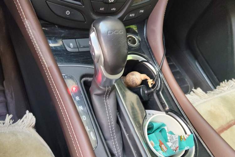 Used Buick Envision 2018 20T Two-Wheel Drive Luxury Model Gear Lever