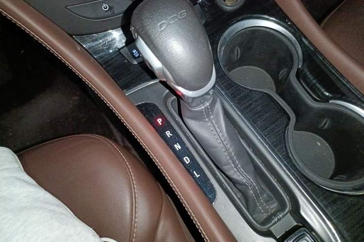 Used Buick Envision 2018 20T Two-Wheel Drive Luxury Model Gear Lever