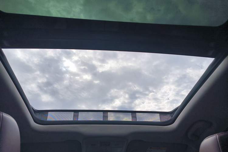 Used Buick Envision 2018 20T Two-Wheel Drive Luxury Model Headliner