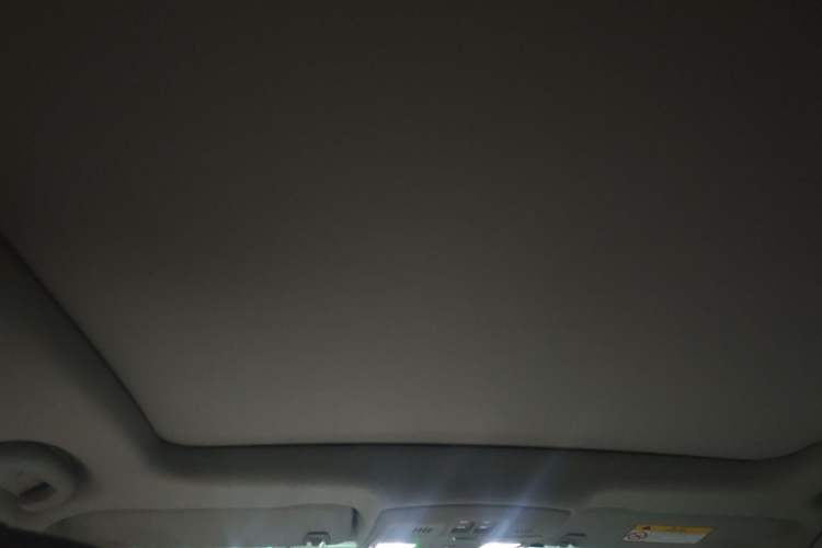 Used Buick Envision 2018 28T Four-Wheel Drive Luxury Model Headliner