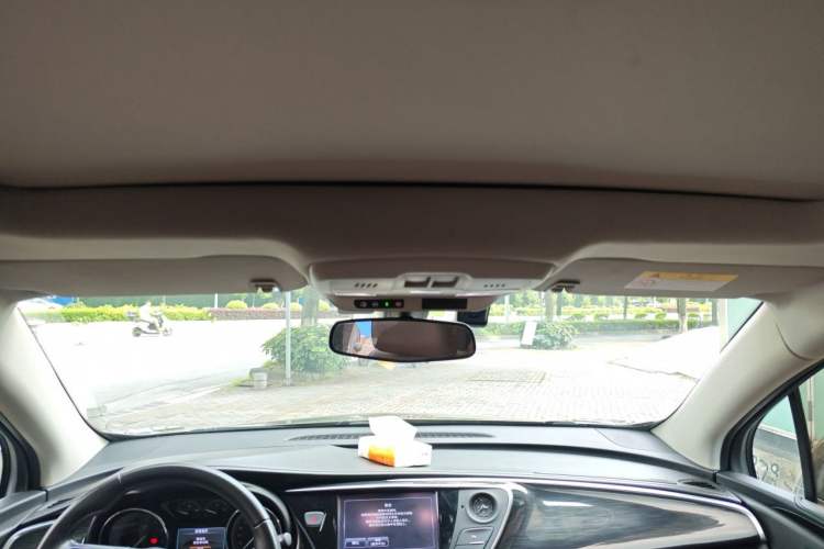 Used Buick Envision 2018 28T Four-Wheel Drive Elite Version Headliner