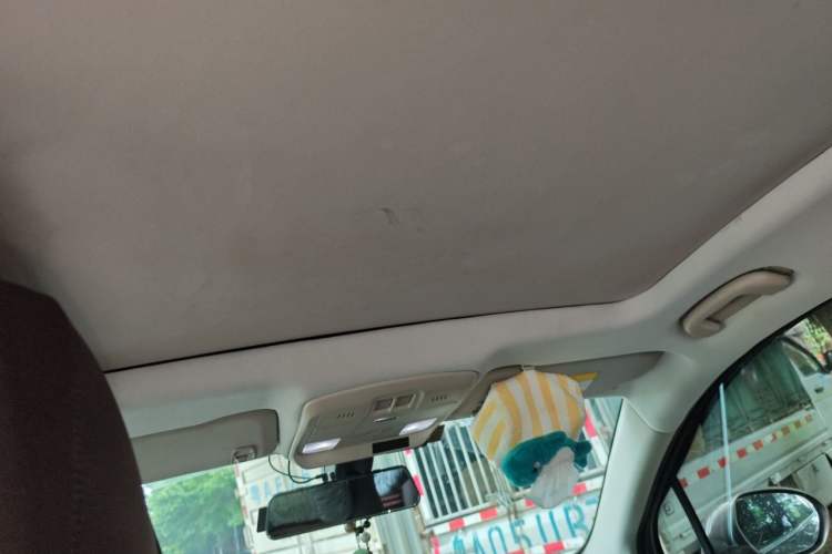 Used Buick Envision 2018 20T Two-Wheel-Drive Elite Model Headliner