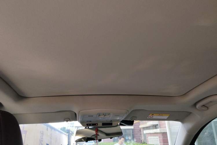 Used Buick Envision 2018 20T Two-Wheel Drive Luxury Model Headliner