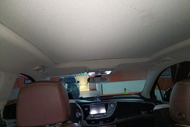 Used Buick Envision 2018 20T Two-Wheel Drive Luxury Model Headliner