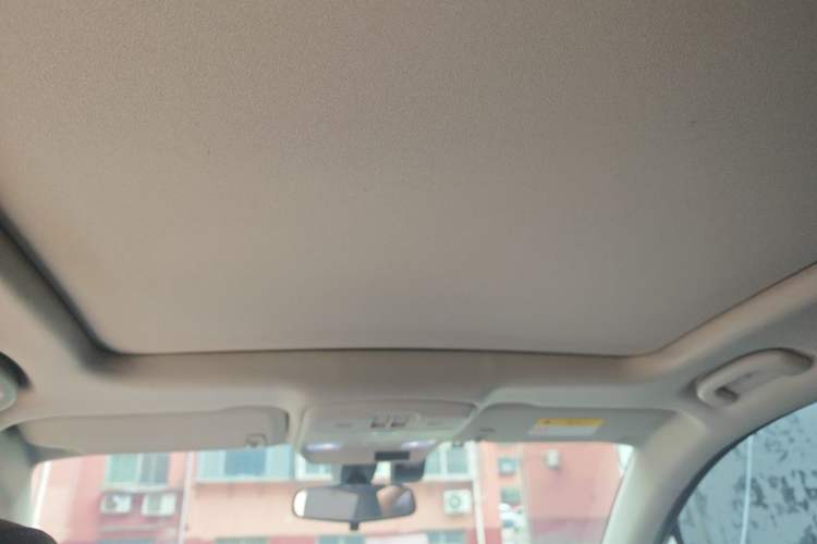 Used Buick Envision 2018 20T Two-Wheel-Drive Elite Model Headliner
