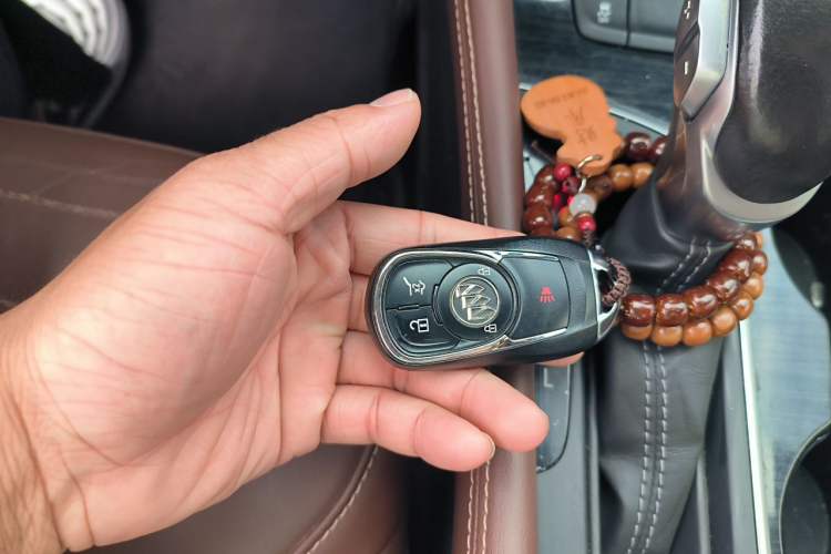 Used Buick Envision 2018 20T Two-Wheel Drive Luxury Model Interior 1