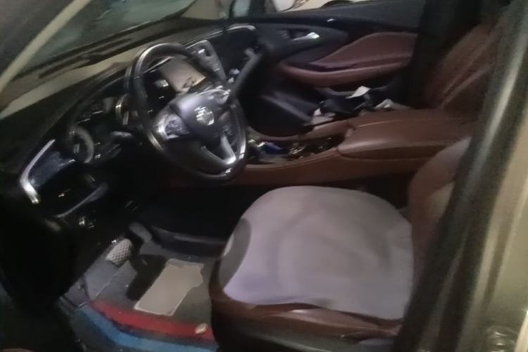 Used Buick Envision 2018 20T Two-Wheel Drive Luxury Model Left Front Seat