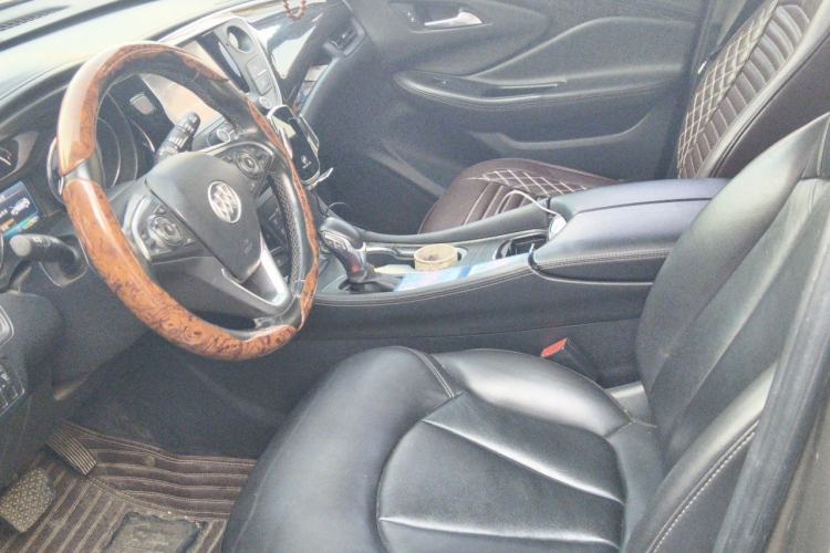 Used Buick Envision 2018 20T Two-Wheel-Drive Elite Model Left Front Seat
