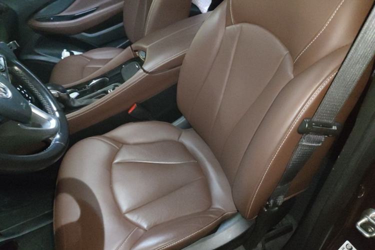 Used Buick Envision 2018 28T Four-Wheel Drive Luxury Model Left Front Seat