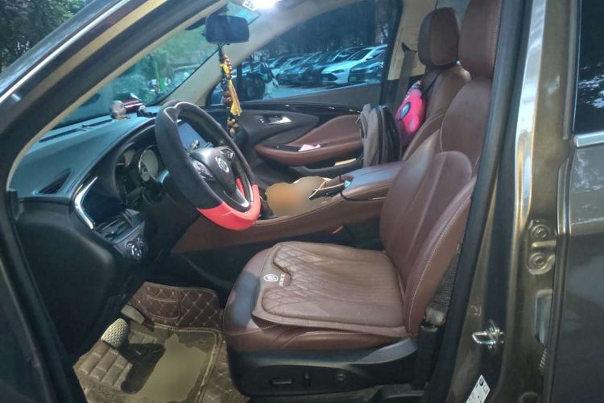 Used Buick Envision 2018 20T Two-Wheel Drive Luxury Model Left Front Seat
