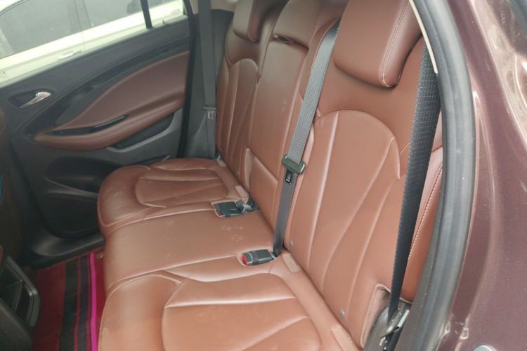Used Buick Envision 2018 28T Four-Wheel Drive Luxury Model Left Rear Seat
