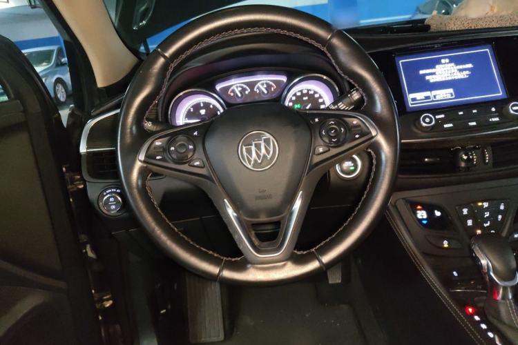 Used Buick Envision 2018 20T Two-Wheel-Drive Elite Model Steering Wheel
