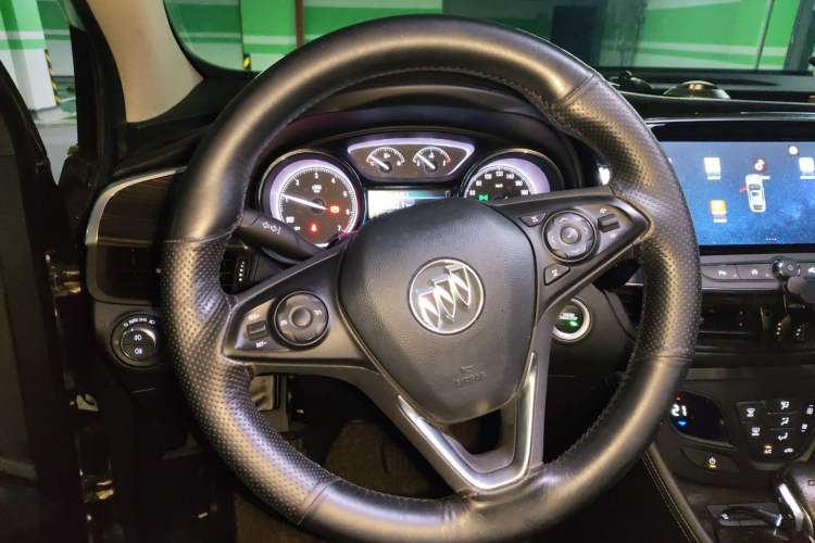 Used Buick Envision 2018 20T Two-Wheel-Drive Leading Model Steering Wheel