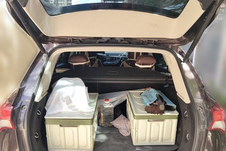 Used Buick Envision 2018 20T Two-Wheel Drive Luxury Model Trunk
