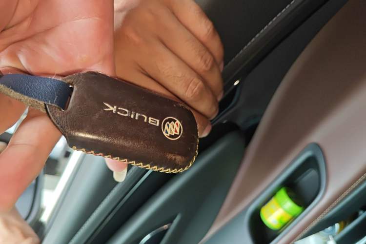 Used Buick Envision 2018 28T Four-Wheel Drive Elite Version Vehicle Key