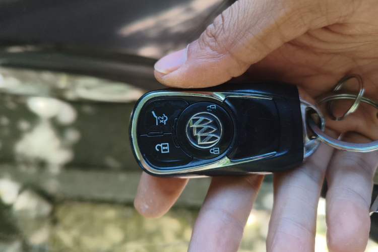 Used Buick Envision 2018 28T Four-Wheel Drive Elite Version Vehicle Key