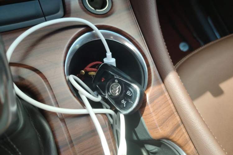 Used Buick Envision 2018 20T Two-Wheel Drive Luxury Model Vehicle Key