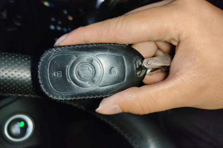 Used Buick Envision 2018 20T Two-Wheel-Drive Leading Model Vehicle Key