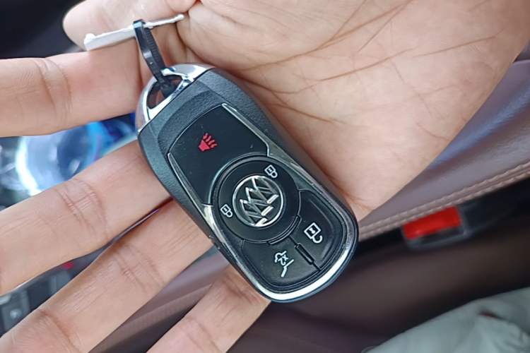 Used Buick Envision 2018 28T Four-Wheel Drive Elite Version Vehicle Key