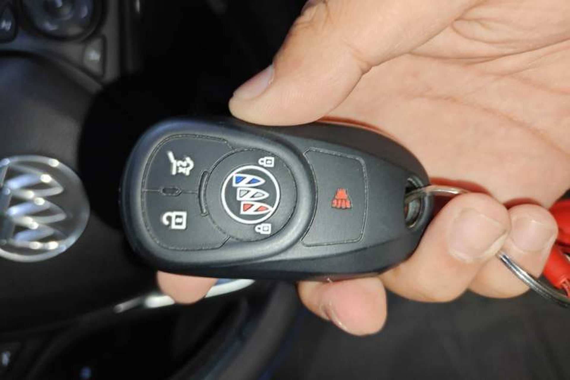Used Buick Envision 2018 28T Four-Wheel Drive Luxury Model Vehicle Key