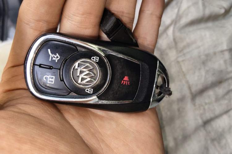 Used Buick Envision 2018 20T Two-Wheel Drive Luxury Model Vehicle Key