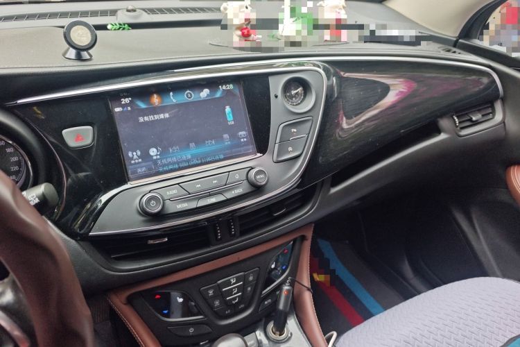 Used Buick Envision 2018 28T Four-Wheel Drive Elite Version Audio And AC Panel