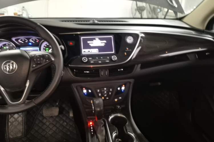 Used Buick Envision 2018 20T Two-Wheel-Drive Elite Model Audio And AC Panel
