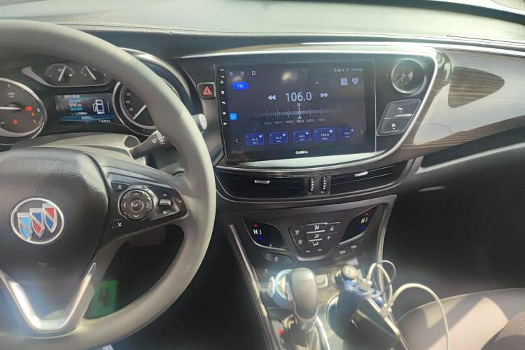 Used Buick Envision 2018 20T Two-Wheel-Drive Leading Model Audio And AC Panel