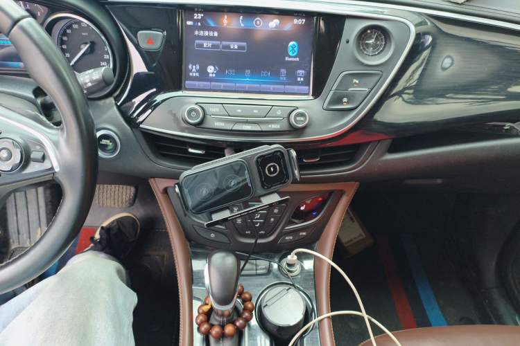 Used Buick Envision 2018 28T Four-Wheel Drive Elite Version Audio And AC Panel