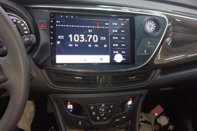 Used Buick Envision 2018 20T Two-Wheel-Drive Leading Model Audio And AC Panel