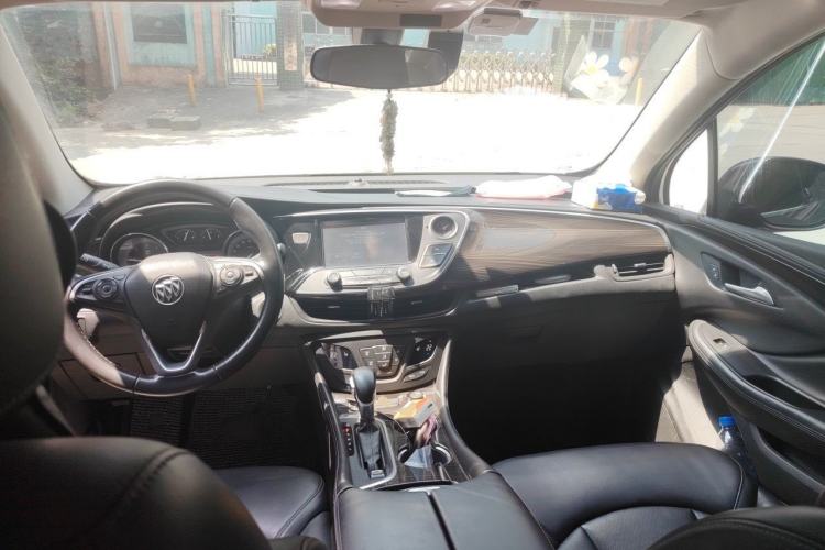 Used Buick Envision 2018 20T Two-Wheel-Drive Elite Model Center Console