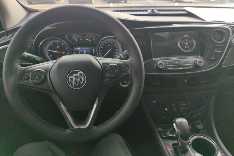 Used Buick Envision 2018 20T Two-Wheel-Drive Leading Model Center Console