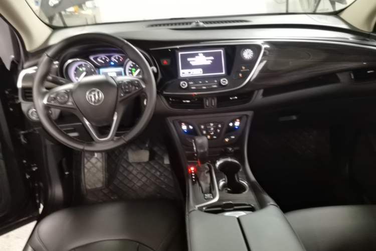 Used Buick Envision 2018 20T Two-Wheel-Drive Elite Model Center Console