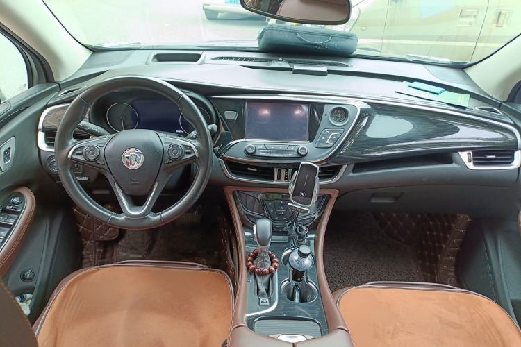 Used Buick Envision 2018 28T Four-Wheel Drive Luxury Model Center Console