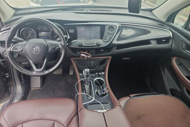 Used Buick Envision 2018 20T Two-Wheel Drive Luxury Model Center Console