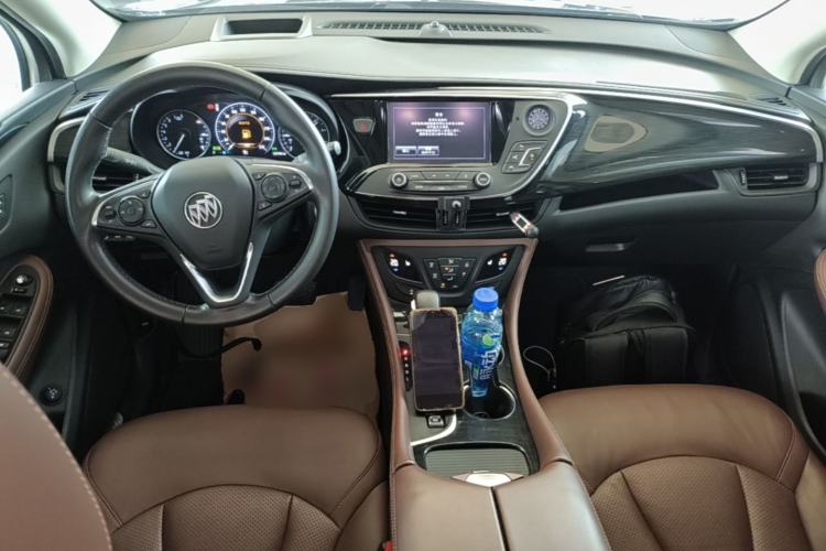 Used Buick Envision 2018 28T Four-Wheel Drive Luxury Model Center Console