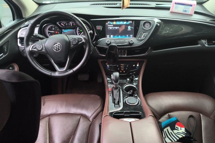 Used Buick Envision 2018 20T Two-Wheel Drive Luxury Model Center Console