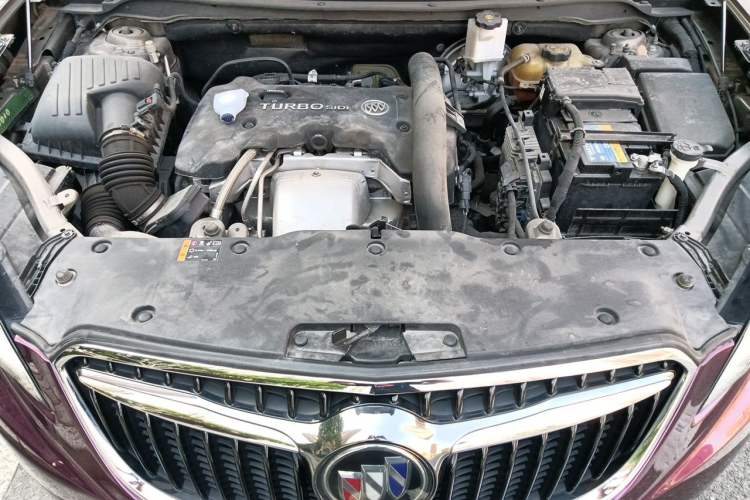 Used Buick Envision 2018 28T Four-Wheel Drive Luxury Model Engine Bay
