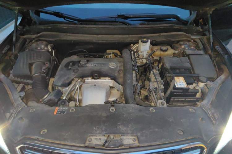 Used Buick Envision 2018 28T Four-Wheel Drive Luxury Model Engine Bay
