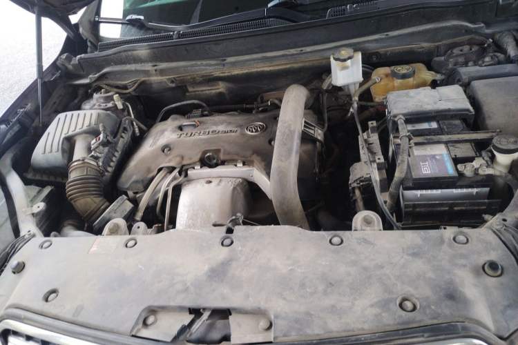Used Buick Envision 2018 28T Four-Wheel Drive Elite Version Engine Bay