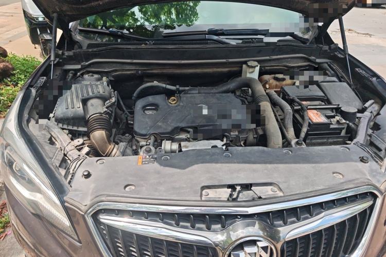 Used Buick Envision 2018 20T Two-Wheel-Drive Elite Model Engine Bay