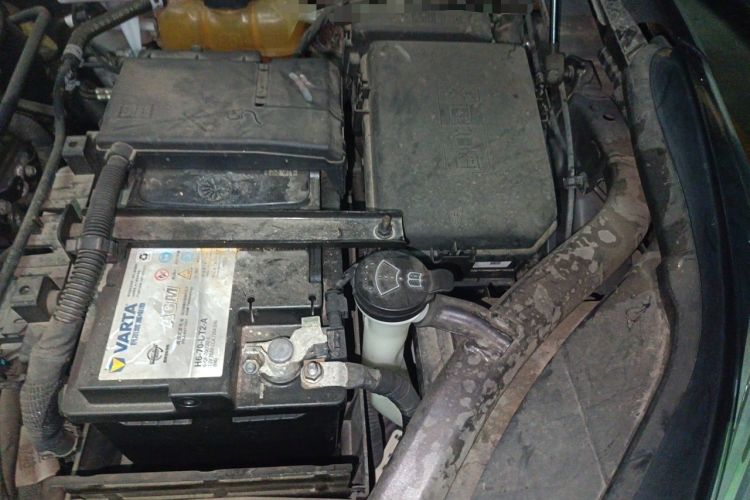 Used Buick Envision 2018 28T Four-Wheel Drive Elite Version Engine Bay Left