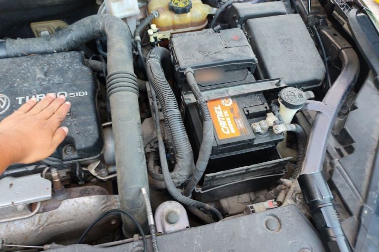 Used Buick Envision 2018 20T Two-Wheel-Drive Elite Model Engine Bay Left
