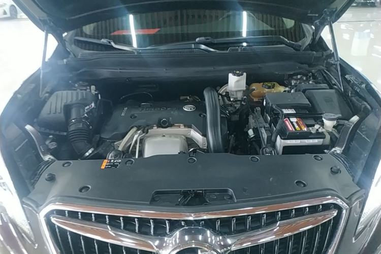 Used Buick Envision 2018 28T Four-Wheel Drive Elite Version Engine Bay