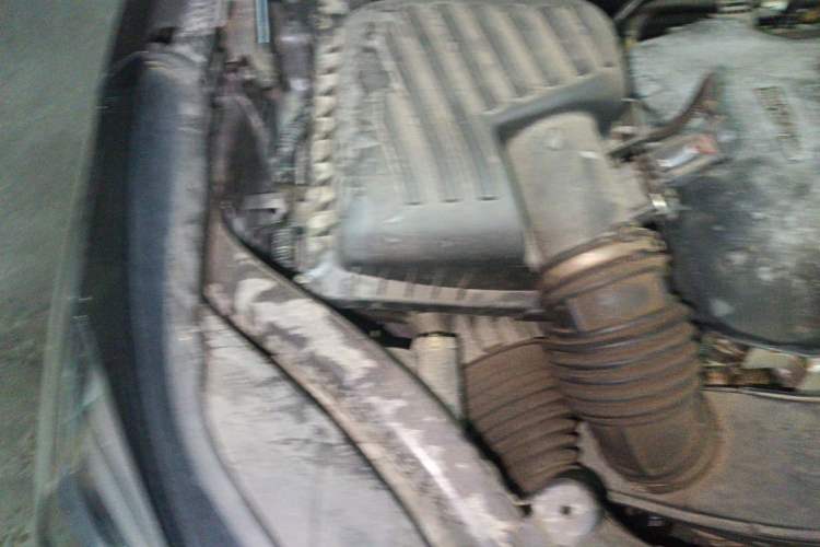 Used Buick Envision 2018 28T Four-Wheel Drive Elite Version Engine Bay Right