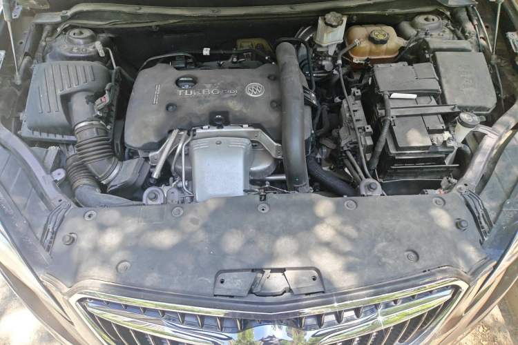 Used Buick Envision 2018 28T Four-Wheel Drive Elite Version Engine Bay