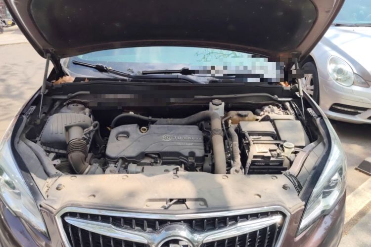 Used Buick Envision 2018 20T Two-Wheel Drive Luxury Model Engine Bay