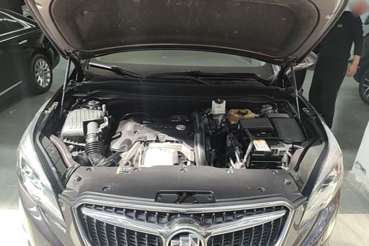 Used Buick Envision 2018 28T Four-Wheel Drive Elite Version Engine Bay