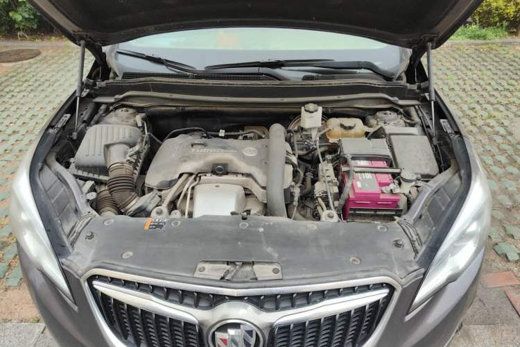 Used Buick Envision 2018 28T Four-Wheel Drive Elite Version Engine Bay
